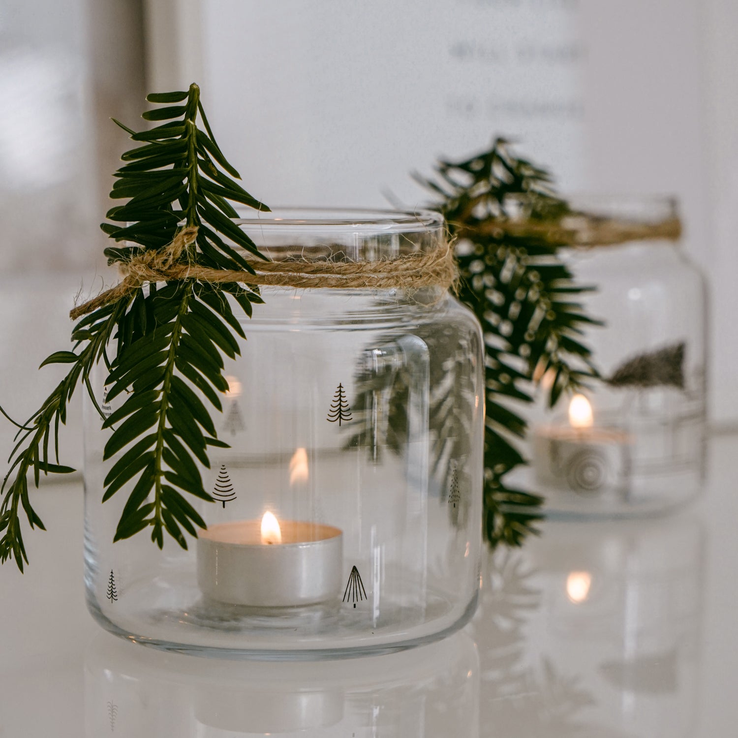 Vase moyen en verre sapins